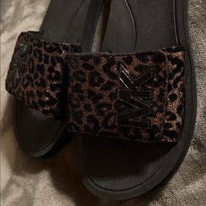 Mk womens slides